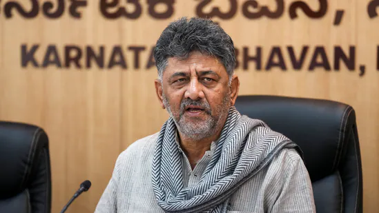 DK Shivakumar Urges Karnataka Employers to Give 3-Day Paid Leave to Bihar Workers for Voting